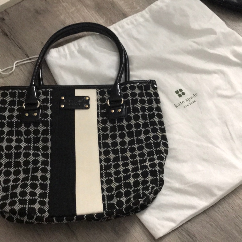 Small Kate Spade bucket bag